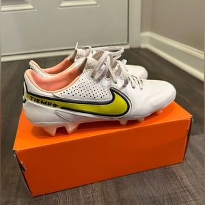 Legend Pro FG Cleats